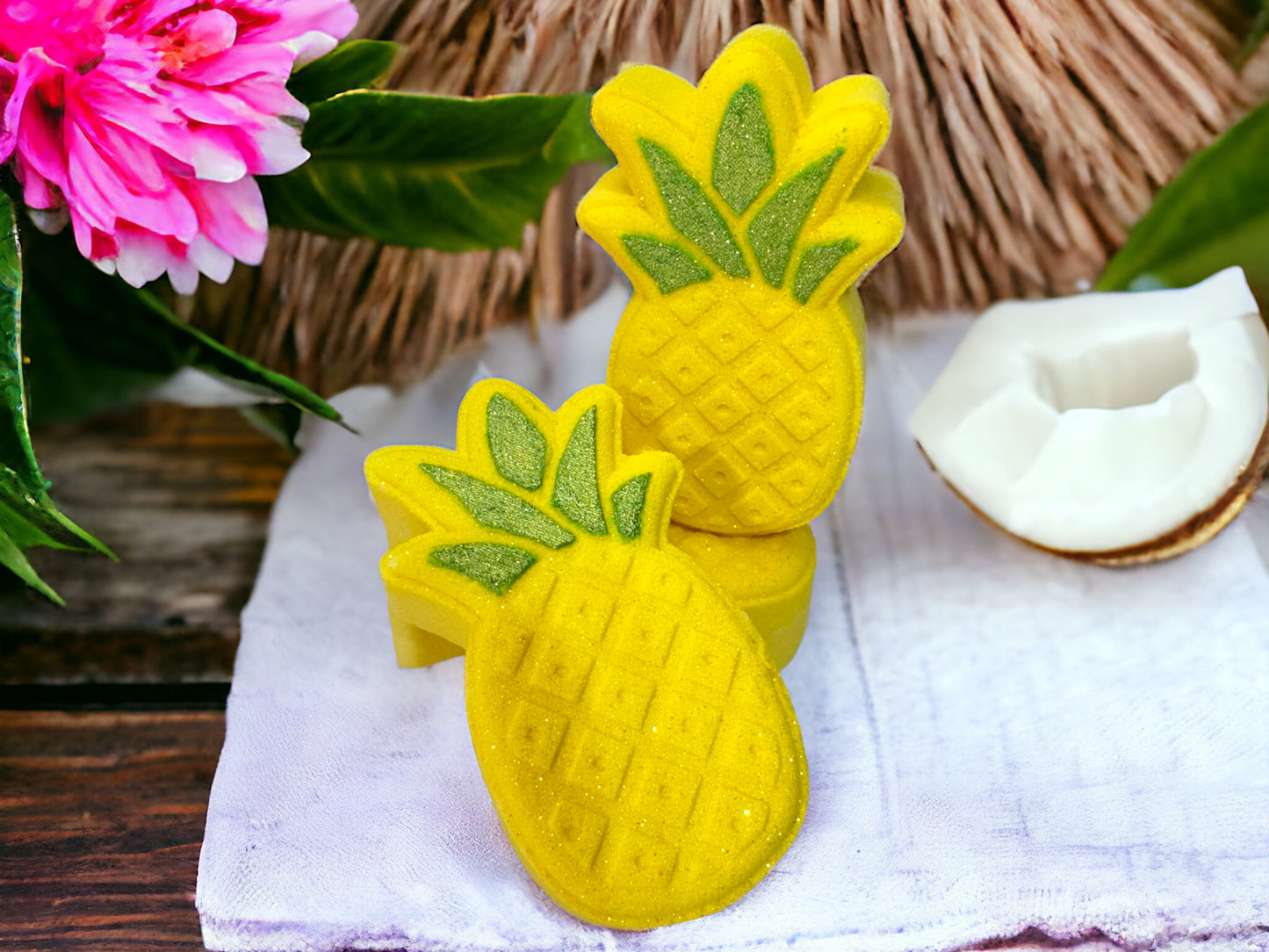 Aloha Pineapple Bath Bomb