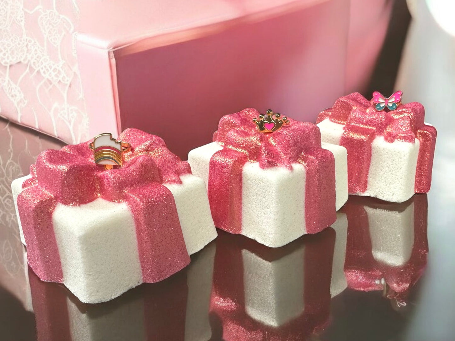 Present Bath Bomb with Ring Surprise