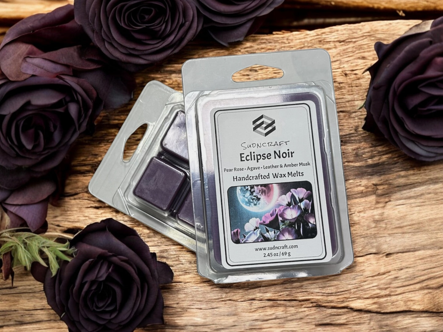 A custom mysterious, masculine blend of Pear rose, agave, leather & amber musk for a dark, sultry vibe