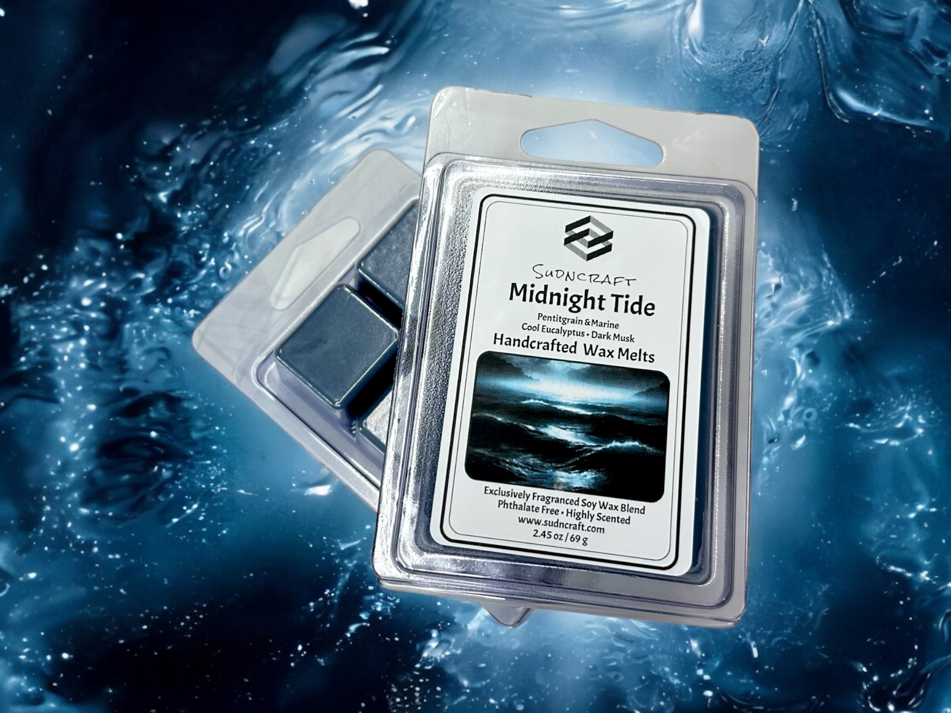 Black Sea inspired. A deep, tranquil blend of petitgrain & marine, cool eucalyptus, and dark musk for a mysterious ocean breeze