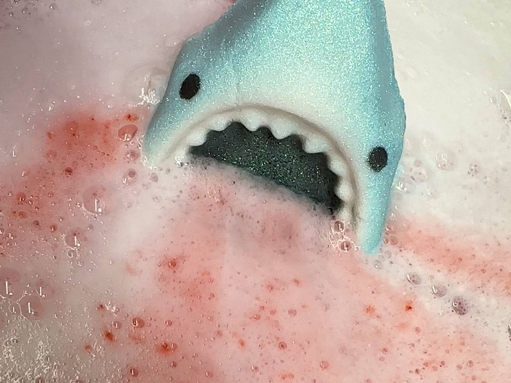Shark Bite Bath Bomb in Action
