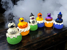 Load image into Gallery viewer, Halloween Duck Bath Bomb with Solid Bubble Bath Whip
