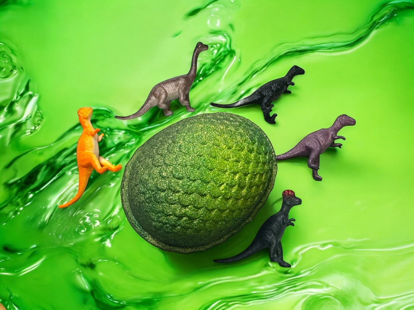 Dinosaur Egg Bath Bomb with Dinosaur Toy Inside